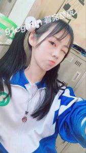 【国产独家】微博福利姬”江可爱” 双马尾萝莉被金主操到内射