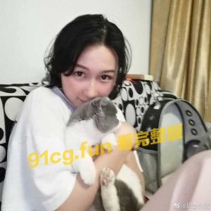 【重磅流出】河南郑州 淫荡少妇”夏雯雯”偷情被对象流出