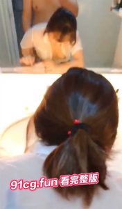 长沙夫妻 记录和骚货妻子的日常 镜子前啪啪 户外车震 雨天路边啪啪 超刺激！