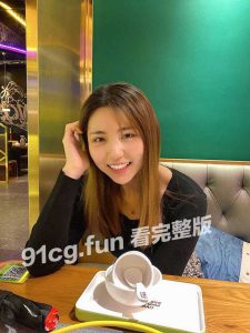 【国产流出】反差美女”朵莉”钟爱大鸡巴 和炮友开房淫乱大战