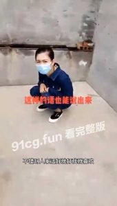 什么!?居然有这种事 老公出差不在 老婆偷人还理直气壮!