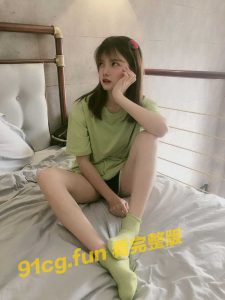 【国产精华】绿衣小精灵”Linda”约学长开房被操到逃跑!