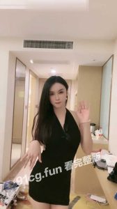 【国产流出】抖音”芯宝”直播露点 土豪福利1对1视频