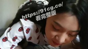 【云盘泄密】美女留学生”王X莉”性爱自拍啪啪吞精流出