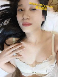 姐弟乱伦！美艳堂姐洗鸳鸯浴吃屌口爆厕所提臀开操骚淫美逼无套抽插内射