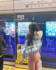 【重磅独家】港女穿瑜伽裤遭大叔视奸!拍视频上网公审!