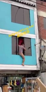 求生欲燃起！奸情被逮怕被火砍 外国男子光屁鼓爬窗跳地实力冲刺奔跳