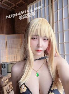 国产独家!!二次元极品COSER【抱走莫子】喜多川泳装精华