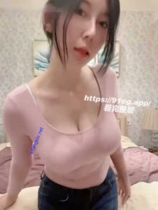 精品探花！微博网红李X线下兼职一流口活巨乳猛摇让土豪欲罢不能