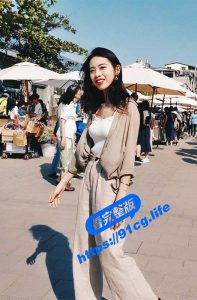 台湾 陆军军官情侣不雅事件曝光后 再次流出多角度 9 分 24 秒激情性爱自拍