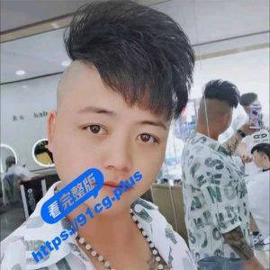 通州母子俩恶意欠薪双双被刀～拖欠员工三千块 抽支烟功夫就被刀了 “我想要我的工资”【完整无码刺杀视频】