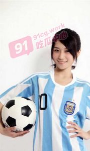 【最新热瓜】新闻女主播小悠庆祝梅西来华踢球 豹纹小内内与同事深夜探讨球技【32分钟视频外泄】