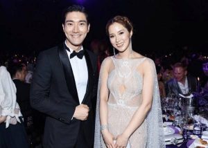 14岁已是“人间尤物”， 被土豪看中花10亿娶回家， 8年生4胎