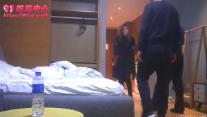 山东农业局副科长张震 为了满足自己的升迁之路 将媳妇送给领导们玩弄   太有心机了！