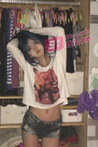 【热搜大瓜】井川里予擦边遭漫骂 自曝露骨艳照 “我就爱这么穿怎么了”      神似川井不雅视频曝光