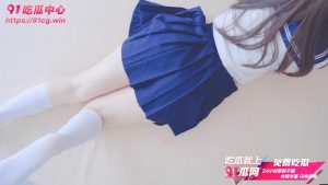 JK制服援交少女，又是被操到叫爸爸的一天，第一视角中出内射 淫语不断
