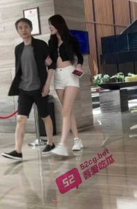 吾爱吃瓜 – 独家爆料 武汉大学教授周玄毅一顿饭的时间干四次女学生 完整视频曝光