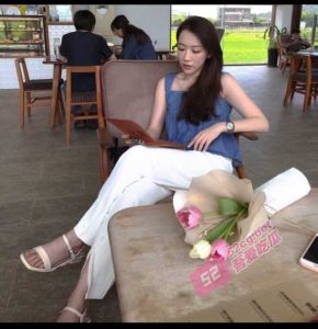 吾爱吃瓜爆料实锤！永丰银行经理许延玉！白天的高冷 私下的母狗 完整情趣私密视频被爆