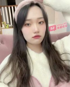 【挣钱我是认真的 】湖北工业大学大三学姐王燕秋反差婊，背着异地男友找金主包养实现性爱金钱自由