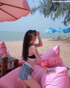 【不要停，你的真大】端庄文静人妻一插秒边荡妇，玩群p，果然文静的骚才是真正的骚