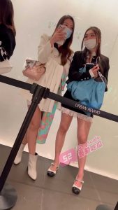 【精品抄底天花板】少妇的蕾丝，少女的粉内，各个颜值都在线，大饱眼福，全程一镜到底