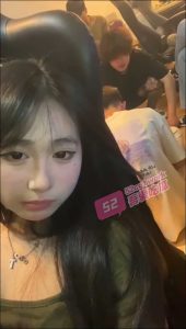 【洗香香等你】方国立同学造女生黄谣，被勾引到酒店戏耍，享受了一群抠脚大汉的亲切问候