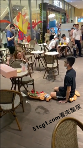 一拜天地，送入洞房