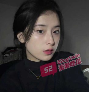 [你别老是舔屁眼] 杭州艺术学院大学生苏晓雅  发情时屁眼都给你舔的干干净净，被金主怼脸实拍曝光。‘宝贝，别介痒的狠’