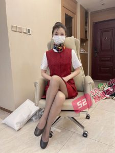 中国机长的日常 终极反差调教 母狗空姐 简直是骚到极致 云盘曝光大合集