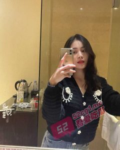 极品在校艺术生～被男友泄密 清纯妹子私下却沦为渣男的泄欲工具！