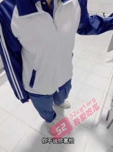 晓彤表妹被我操～女厕所强操白虎表妹 “求你了 射给我吧”