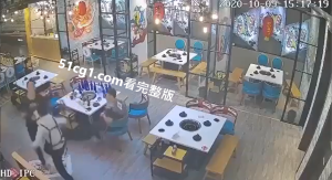 #功夫 1女 #绝杀 2男 性骚扰，谁说 #女人 不能自卫？#打男人