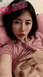 天津完美身材高颜值清纯玉女 姚曼瑜 被顶级富二代调教镜头前放尿 道具自慰 清纯与淫荡极大的反差感