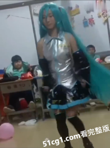 “今日 #二次元 观察”#初音