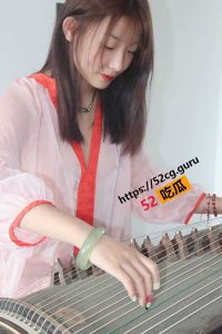 江西古筝美少女  张艾艾 被金主包养 诱惑裸聊私拍泄密  古风美少女 居然是反差淫荡婊