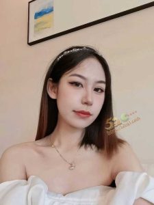 贵州性感小野猫 化妆师 田悠冉  婚内出轨被调教 老公永远看不到的一面只能展现给主人看