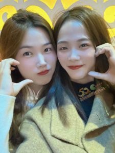 浙江极品美少妇 方晶 自拍自慰视频 给经常出差的老公打飞机用  真是好老婆！