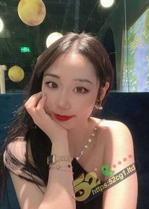 52吃瓜独家  成都骚妹 杨慧慧 背着男友出来偷腥 跟炮友在出租屋内啪啪自拍视频 男友发现后泄愤曝光