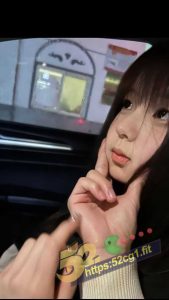 52吃瓜独家 约炮极品学生妹 忘情口交 对白清晰 语言调教享受另类刺激！