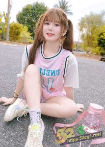 52吃瓜独家 福建闽南科技大学 双马尾嫩妹 郑宜欣 表面清纯私底母狗 最爱吃主人肉棒！