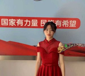 北京某小学女老师被绿帽老公 贡献给肌肉壮汉一起玩 老婆被操的越淫荡老公越兴奋