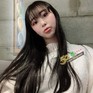 韩国极品嫩妹泄密 超高颜值 被按在床上操的哭声连连 淫水泛滥