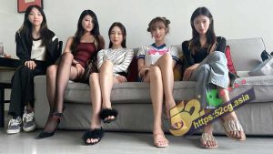 52吃瓜独家 流欲工坊六仙女酒店私拍  各种肉丝黑丝大长腿 场面淫乱壮观