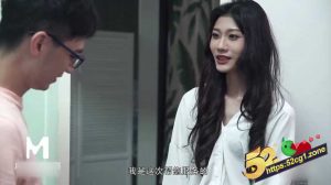 强插领导嫩妻～上门按摩点到领导妻子 偷录加钱打手枪后威胁强上 又解气又舒服的性爱体验