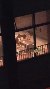 全网疯传宝鸡职业技术学院 同一所学校两起做爱大比拼  餐厅 C型教室楼情侣偷腥被拍花样做爱