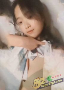 52吃瓜独家 武汉音乐学院 22级 舞蹈 表演 反差婊 梁姝  专业母狗口交开房啪啪曝光