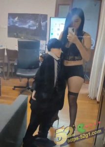 52吃瓜独家 沈老师新作  狂操特朗普同款充气娃娃  全程淫语解说 要笑死了