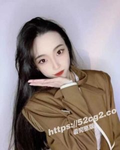 上海富二代约炮极品身材美女露脸口交啪啪 骚母狗 一到床上就浪叫！