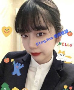 醉酒大学生和男友自拍视图泄露