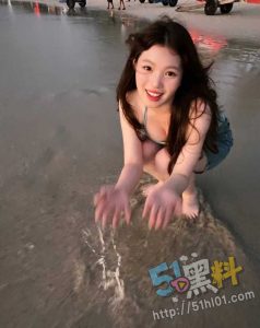 领导的专属玩物～厦门某公司HR蒋茹涵上班夹跳蛋，下班是领导的肉便器